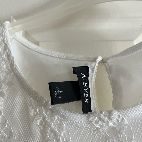 Ivory lace lined blouse - Picture 2 of 4